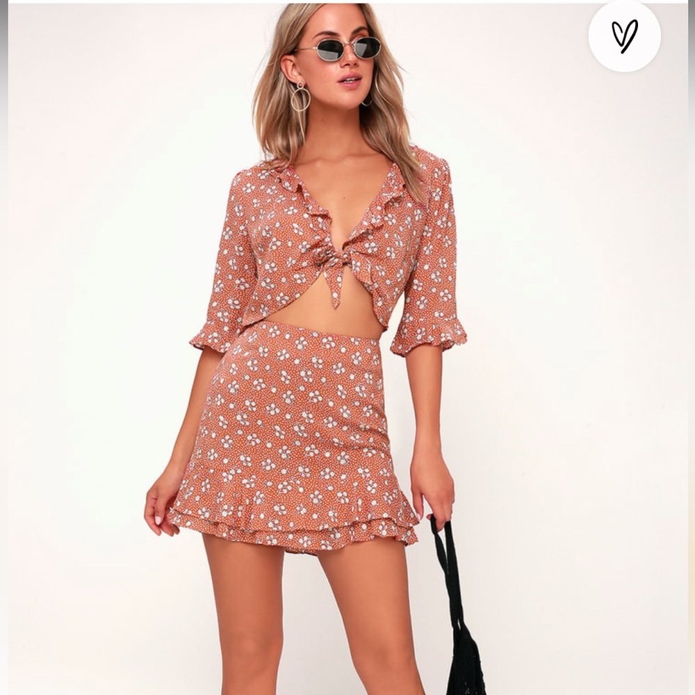 Lulus Carnation Crush two piece dress - matching skirt and top set - NEW - Small